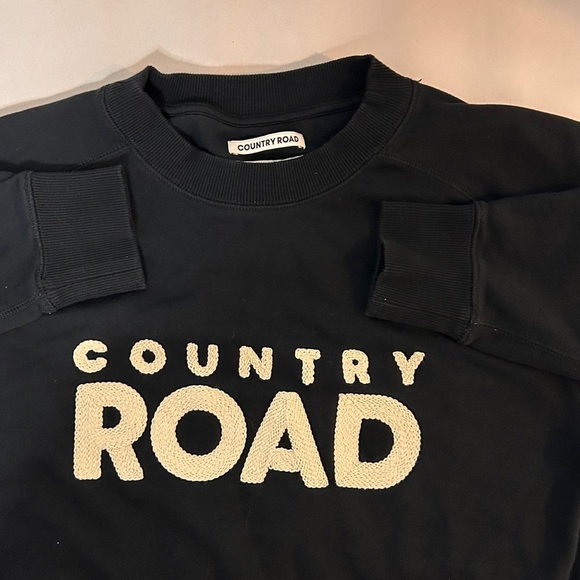 Country Road Tops - Country Road Sweatshirt Women’s Size Small Black Cream Australia Cotton school